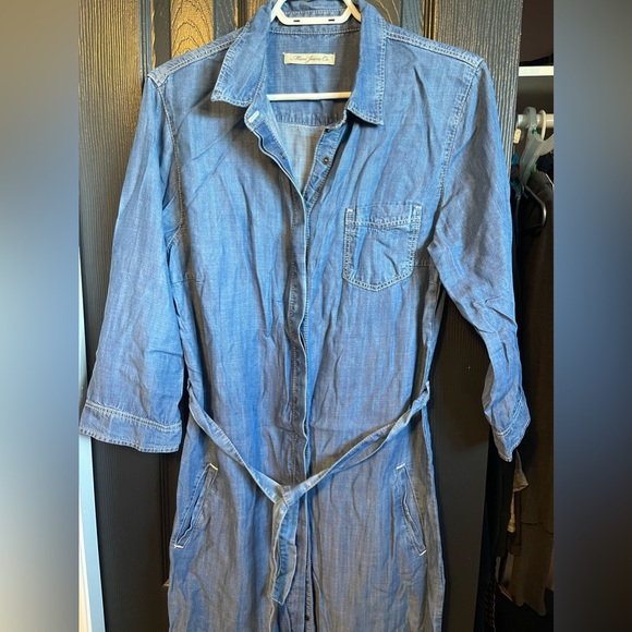 Mavi Jeans denim dress, never worn. Tie waist, pockets, collar. So cute - Picture 1 of 1